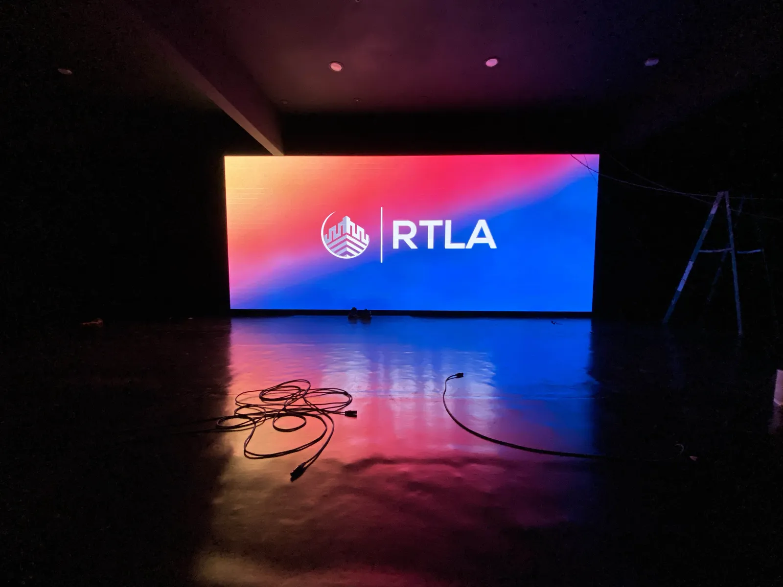 Church LEDs video wall installation
