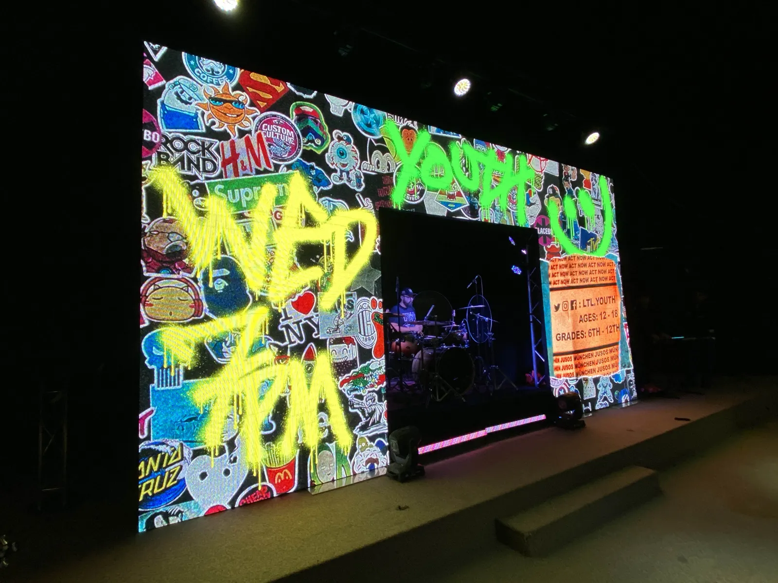 Church LEDs video wall installation