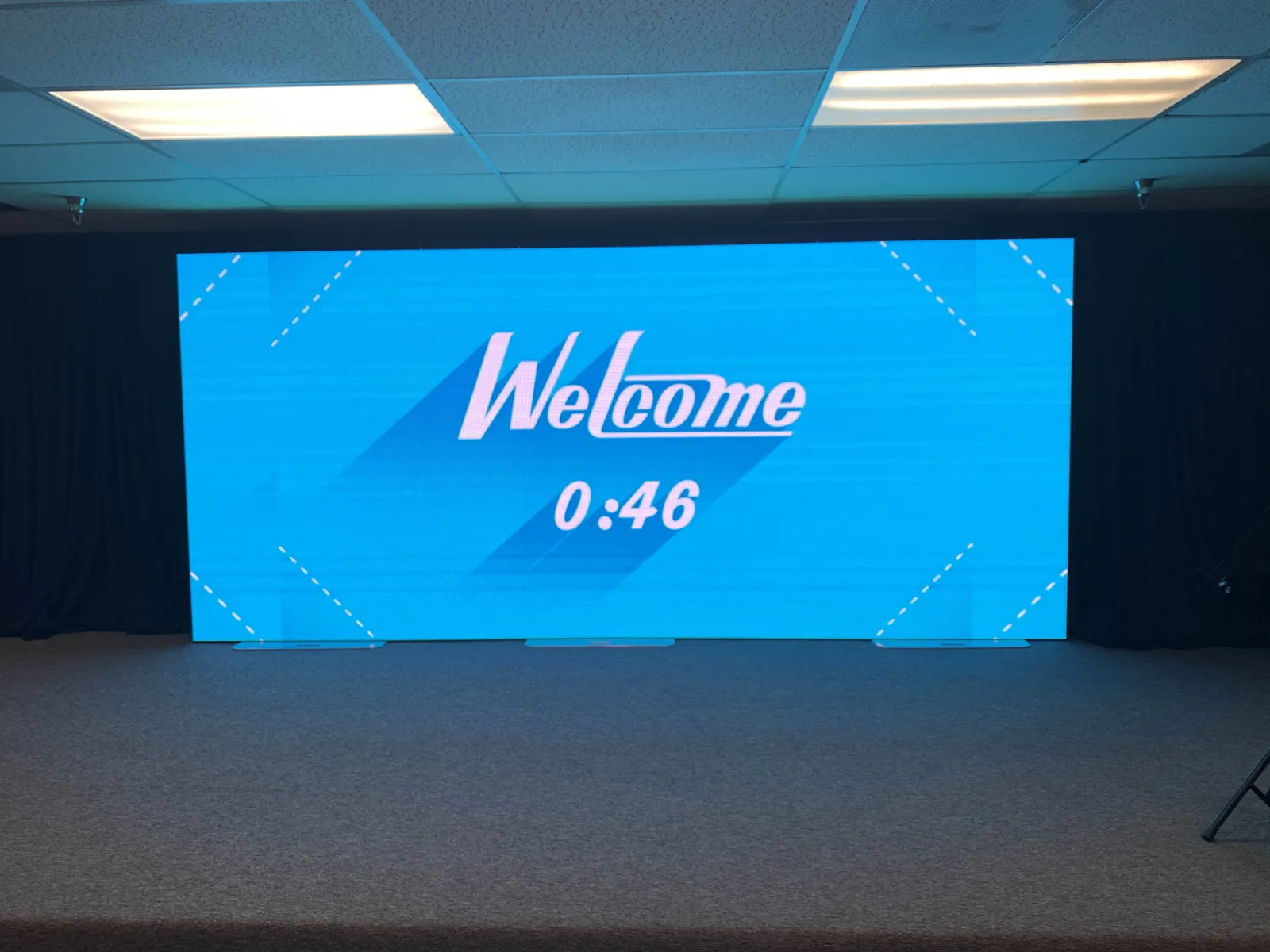 Church LEDs video wall installation