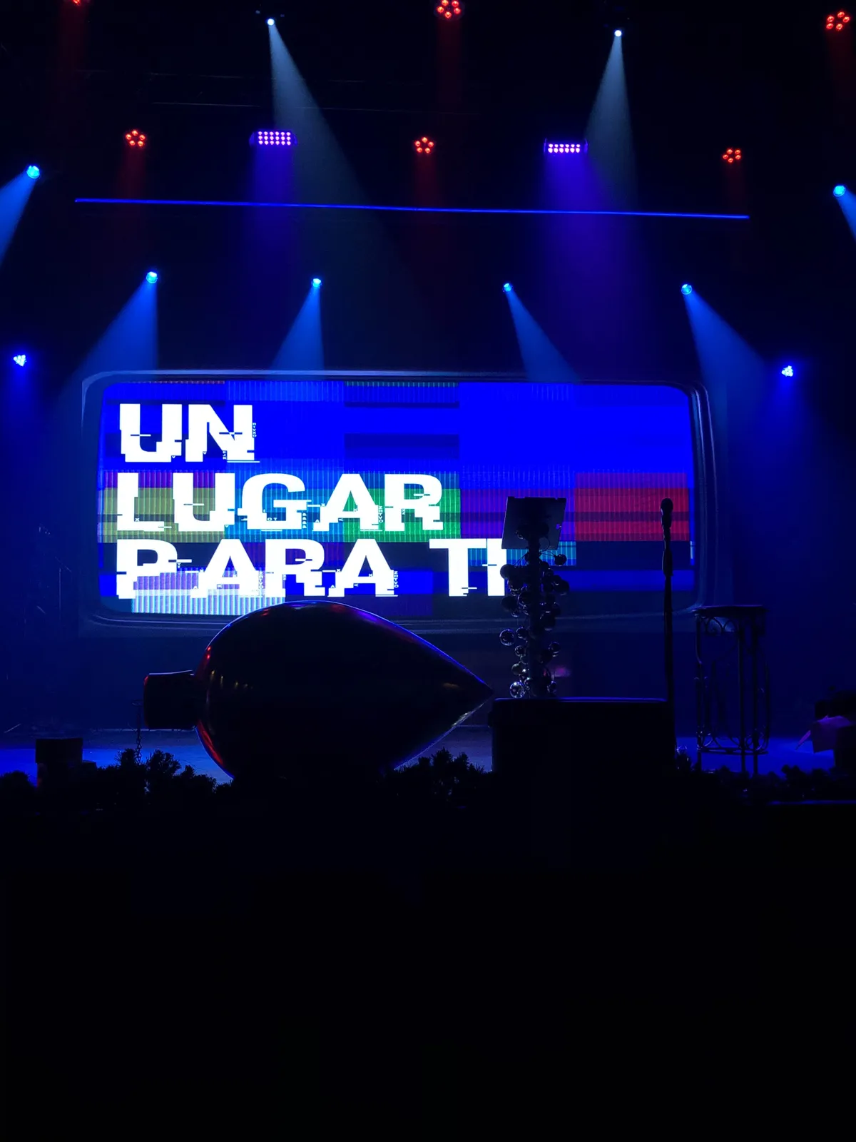 Church LEDs video wall installation
