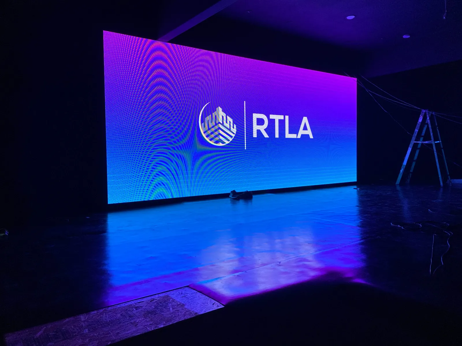 Church LEDs video wall installation