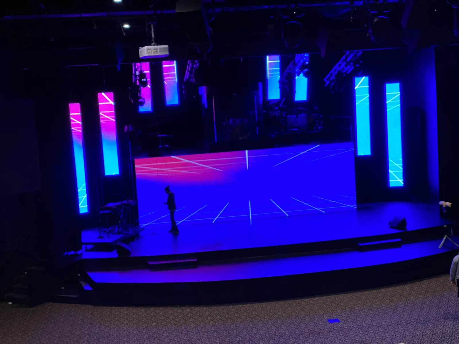 Church LEDs video wall installation