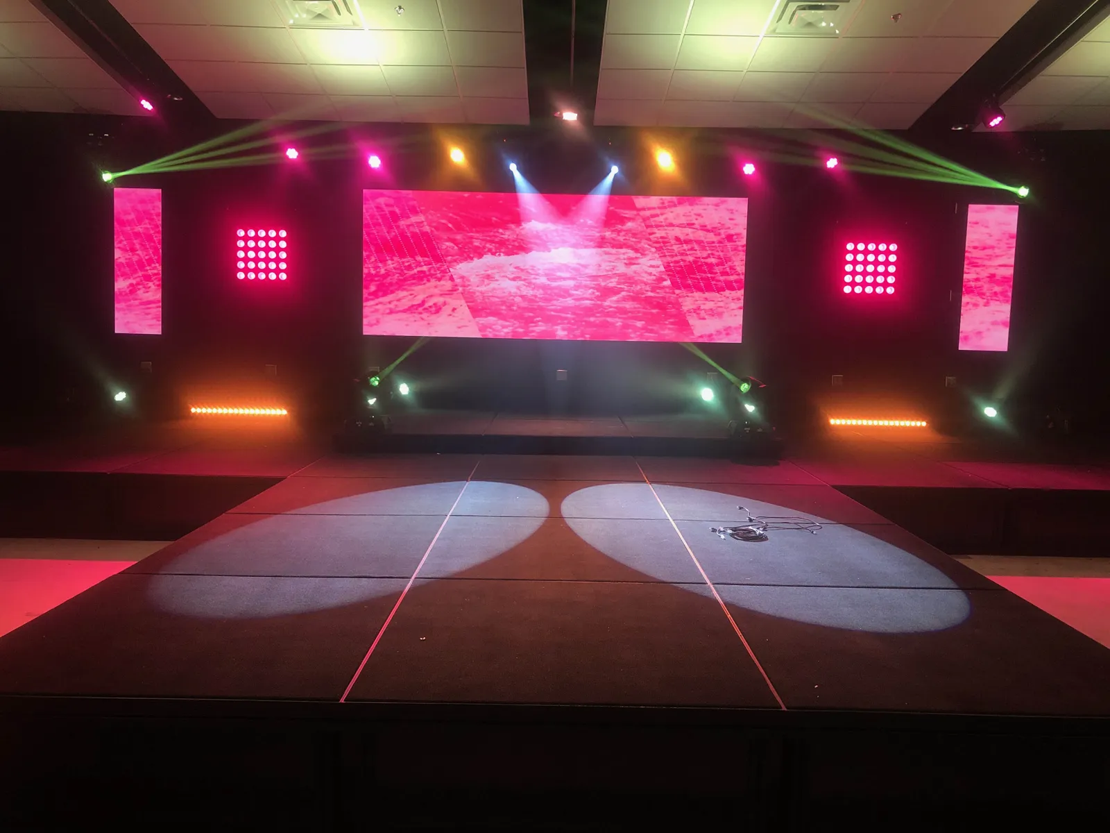 Church LEDs video wall installation