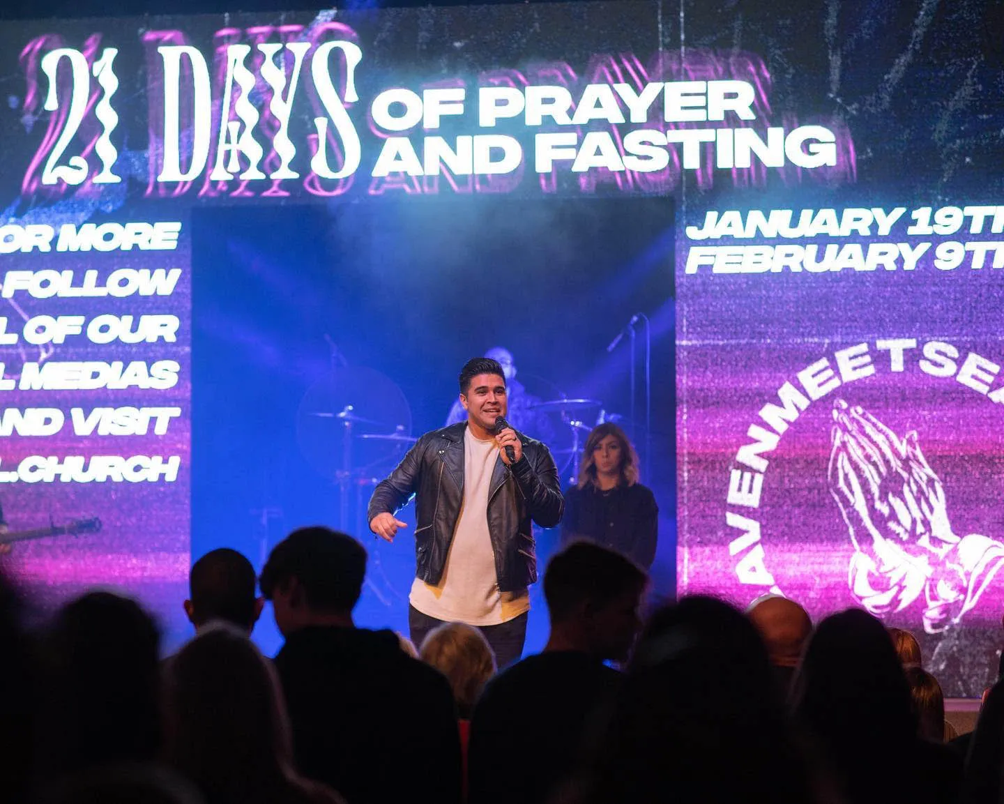 Church LEDs video wall installation