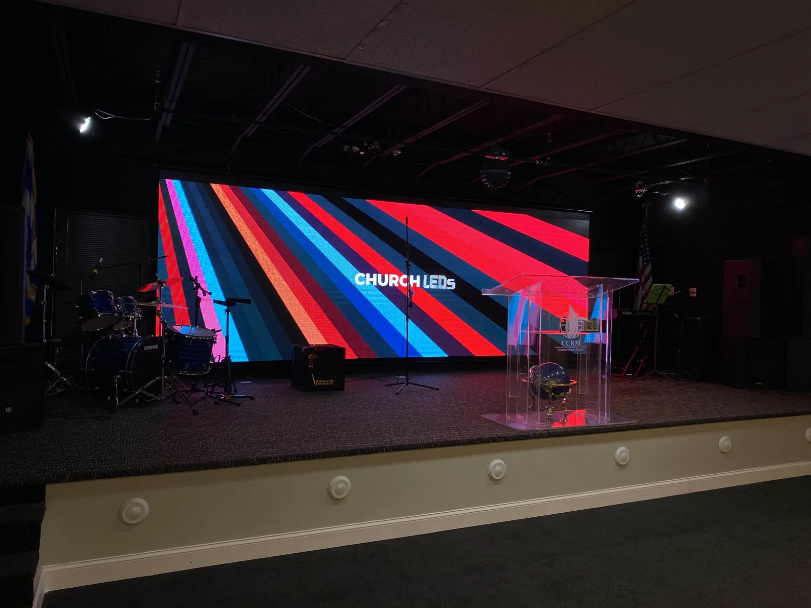 Church LEDs video wall installation