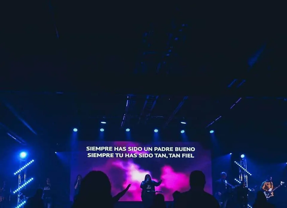 Church LEDs video wall installation