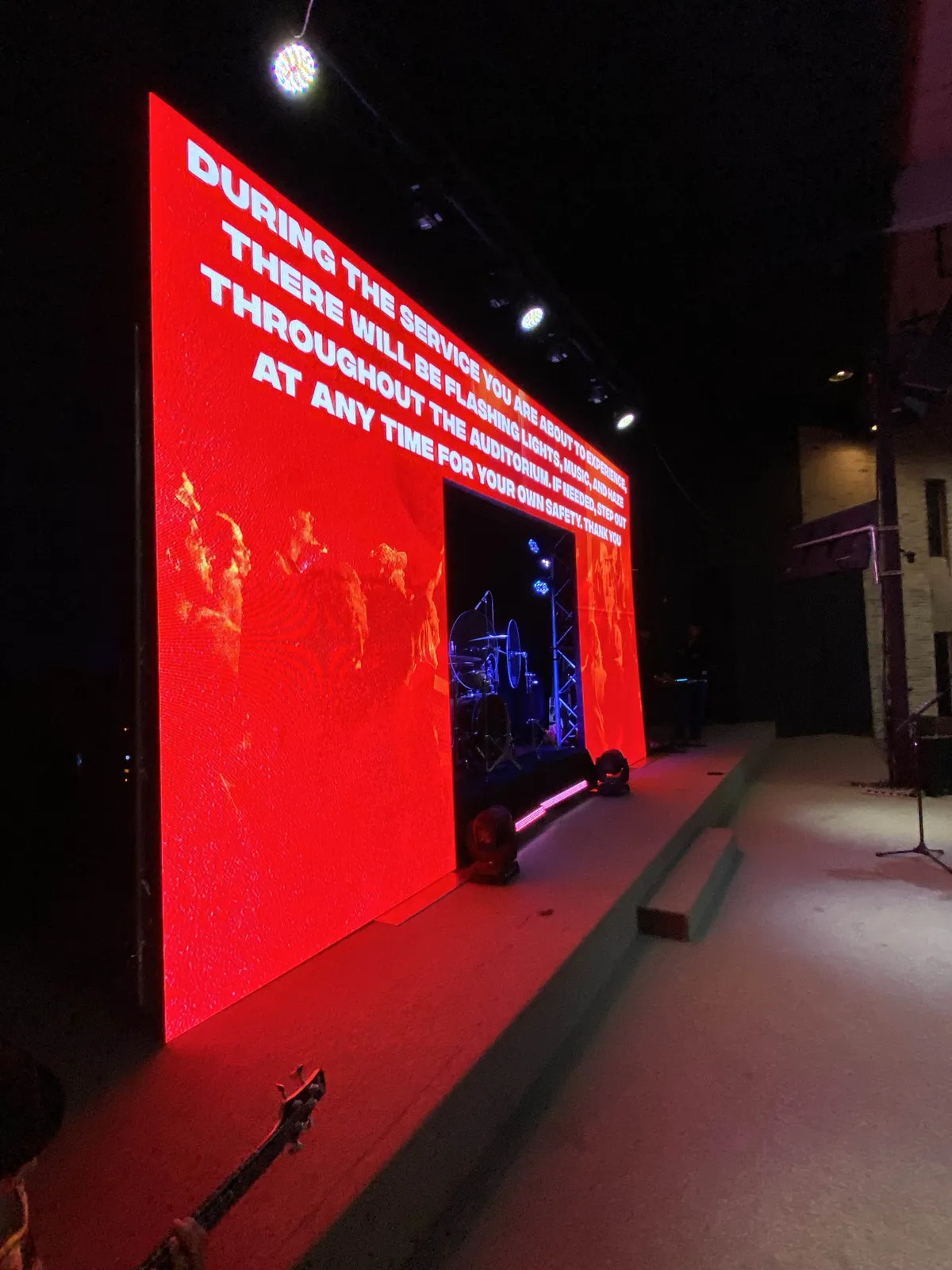 Church LEDs video wall installation